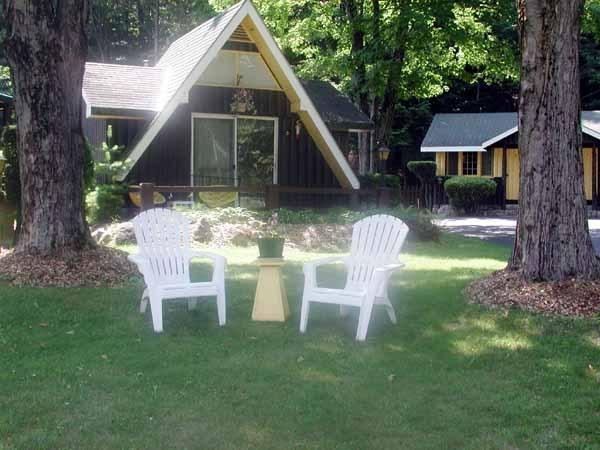 Amber Lantern Efficiency Cottage Lake George Ruang foto